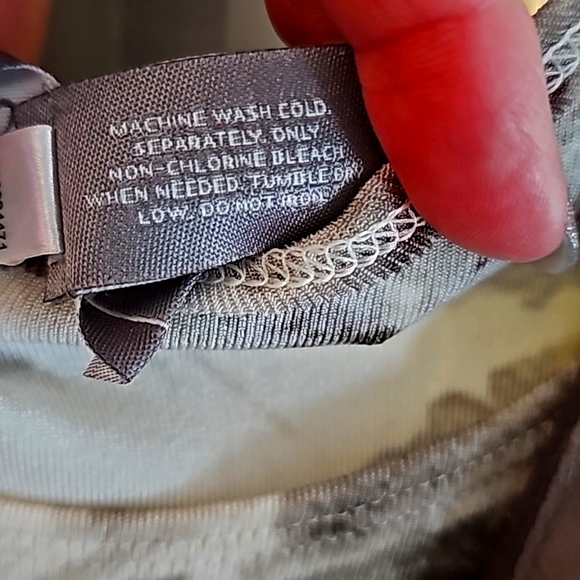 Tank & Jacket - Picture 11 of 15